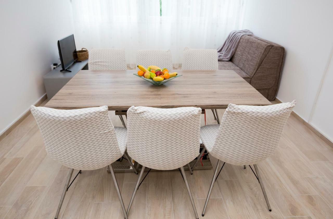 Apartments Put Plokita Smilja スプリト エクステリア 写真